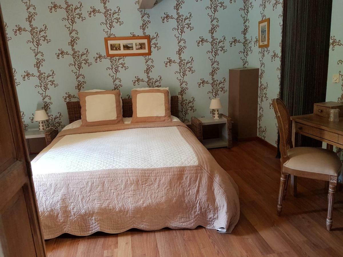 Les Imperiales Bed & Breakfast Boursault Exterior photo